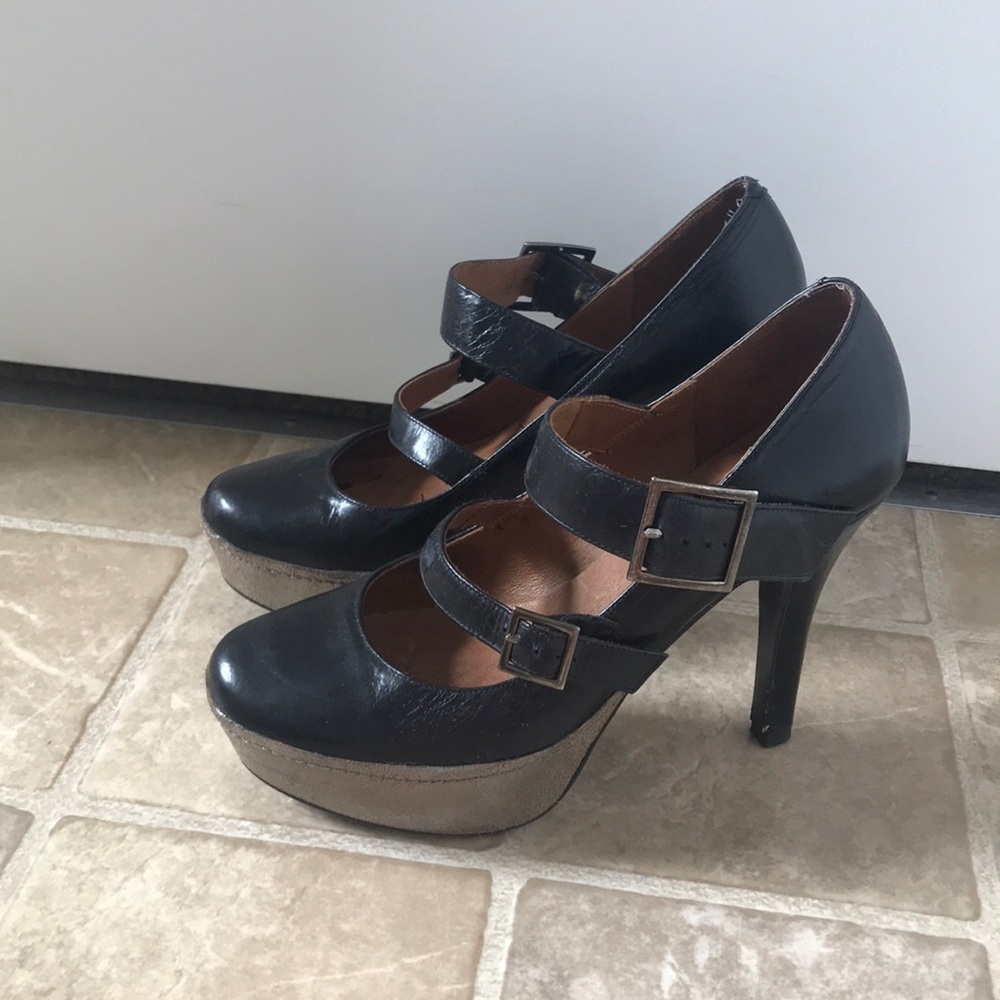 Steve Madden leather, Mary Jane platform heel